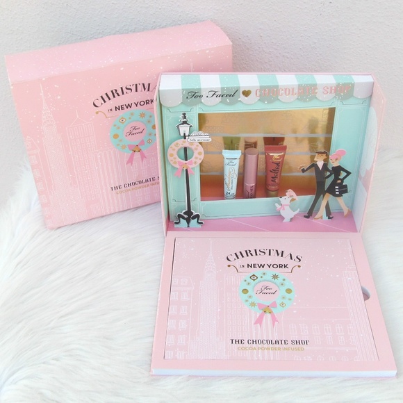 Too Faced Christmas in New York Set - Picture 2 of 8